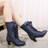 Bottines Steampunk Victoriennes à lacets bleu marine portées, vue latérale