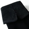 Detail de la manchette brodee de la veste steampunk gothique noire