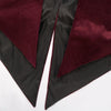 Detail des revers et de la doublure de la veste steampunk rouge