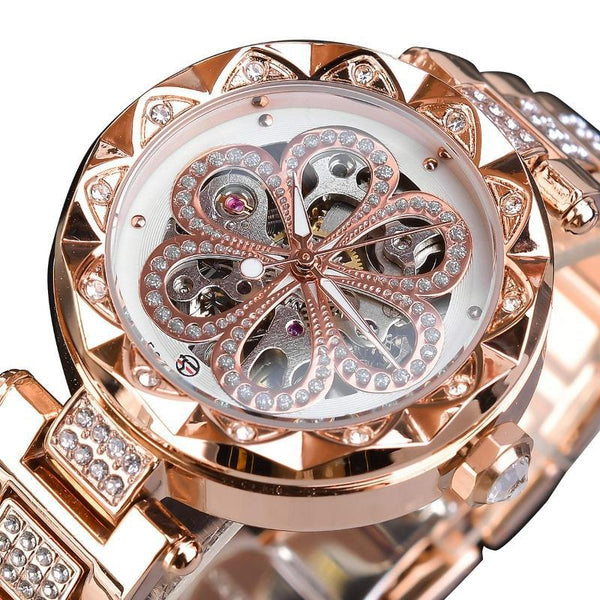 montre squelette femme luxe